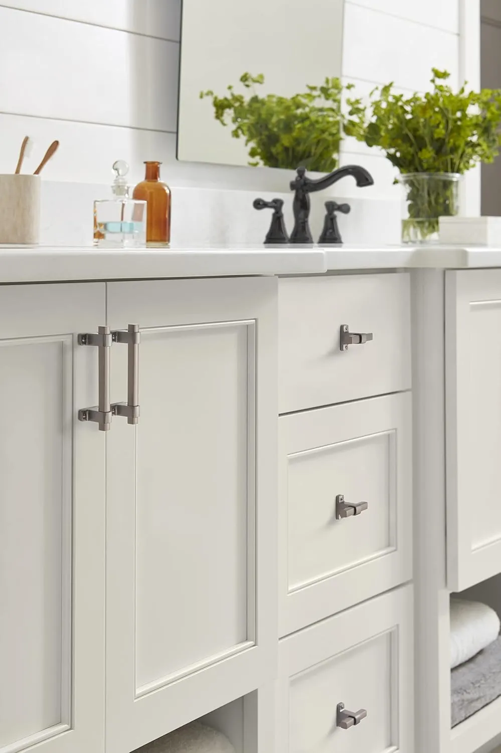Amerock | Cabinet Pull | Black Brushed Nickel | 3-3/4 inch (96 mm) Center-to-Center | Rockwell | 1 Pack | Drawer Pull | Drawer Handle | Cabinet Hardware
