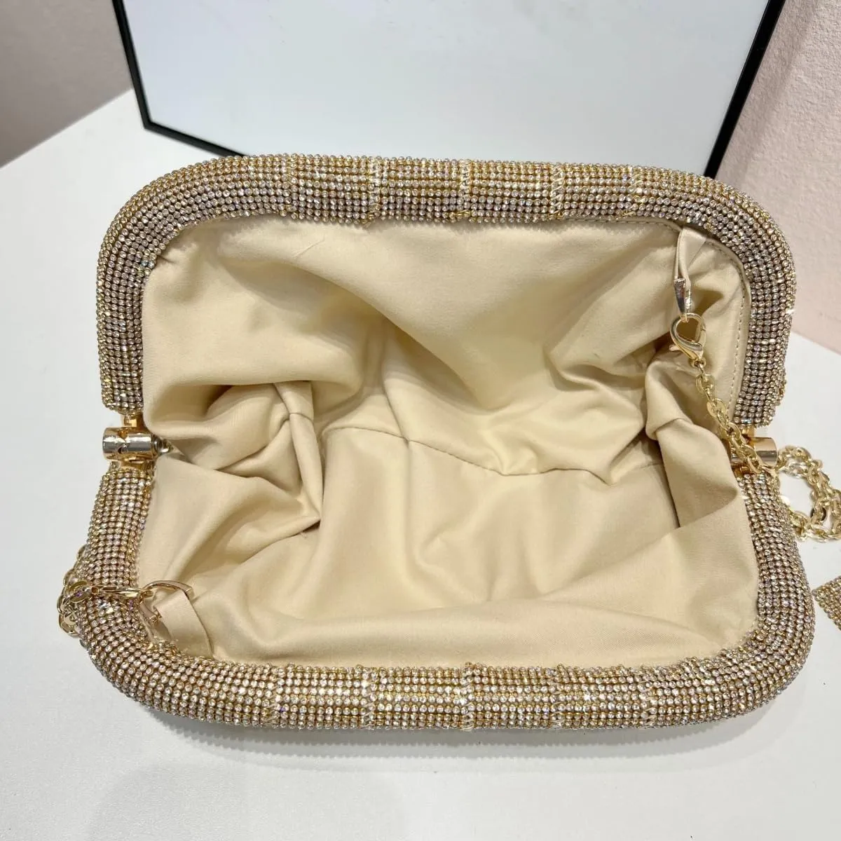 Bling Rhinestone Purse Bags Dumpling Clutch Purses for Women Formal Wedding Party Prom Evening Handbags