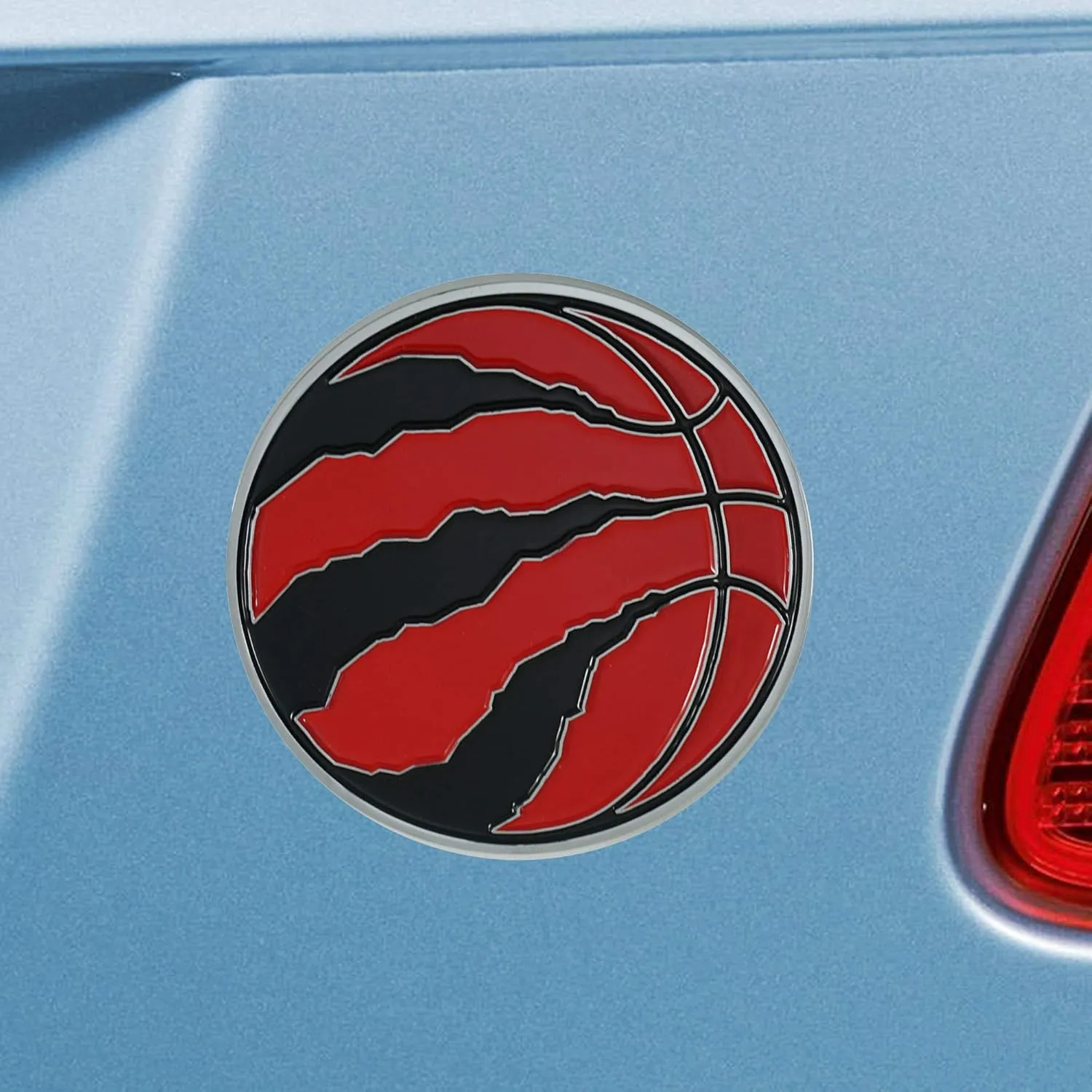 FANMATS NBA 3D Color Metal Emblem, Diecut Team Logo Auto Emblem