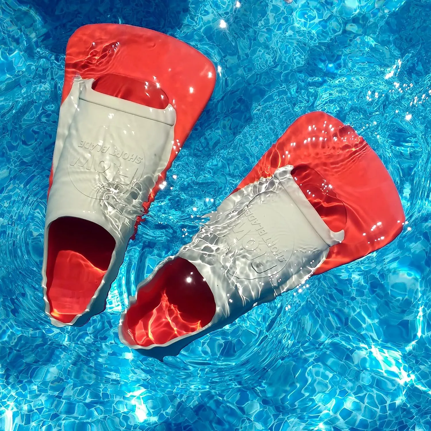 Flow Premium Rubber Short Blade Fins for Swim and Lap Training - Youth Sizes for Kids, Young Men, and Women