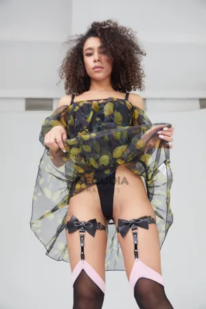 Garters "Fly" with stocking holders