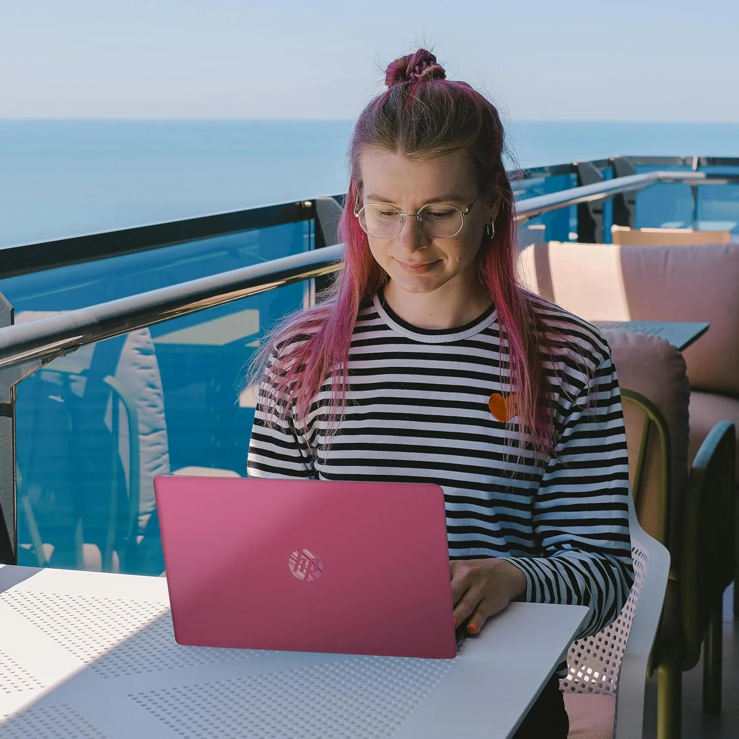 HP 17 Laptop, Intel Celeron N4120 Processor, 17.3’’ HD  Touchscreen Display, 32GB RAM,1TB SSD, Intel UHD Graphics, Backlit Keyboard, Windows 11 Home, Fatcayes Accessory, Sunkissed Plum (Renewed)