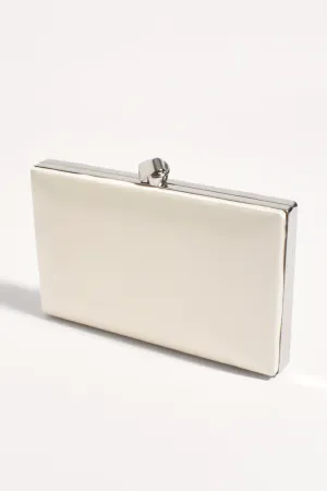 Mira Structured Clutch (Cream)