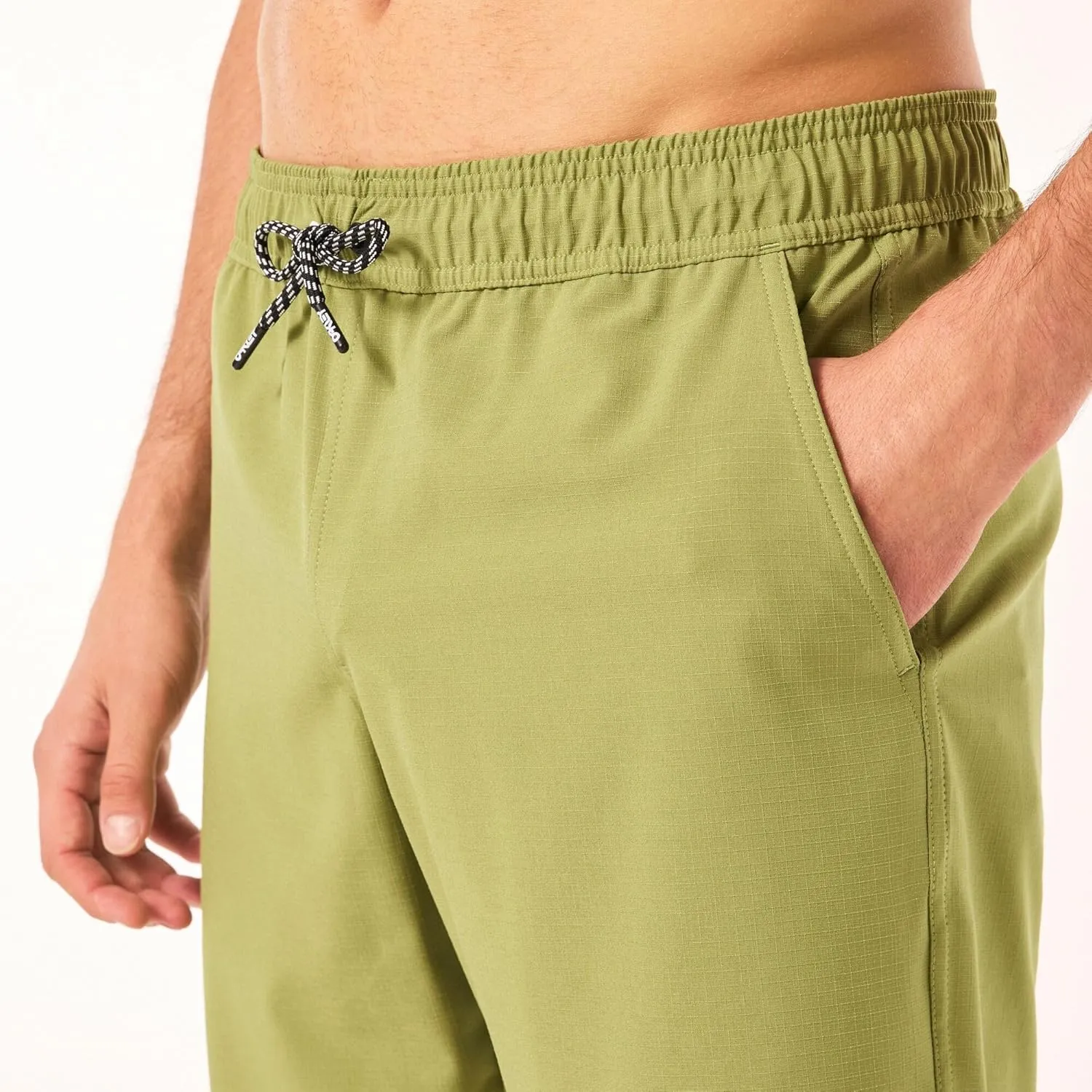 Oakley Men's Transport Hybrid Packable Short 19