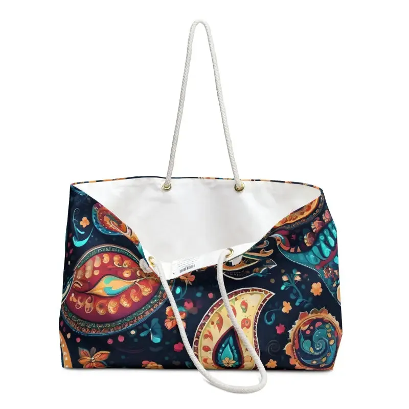 Paisley Pattern Weekender Bag for Trendy Escapes