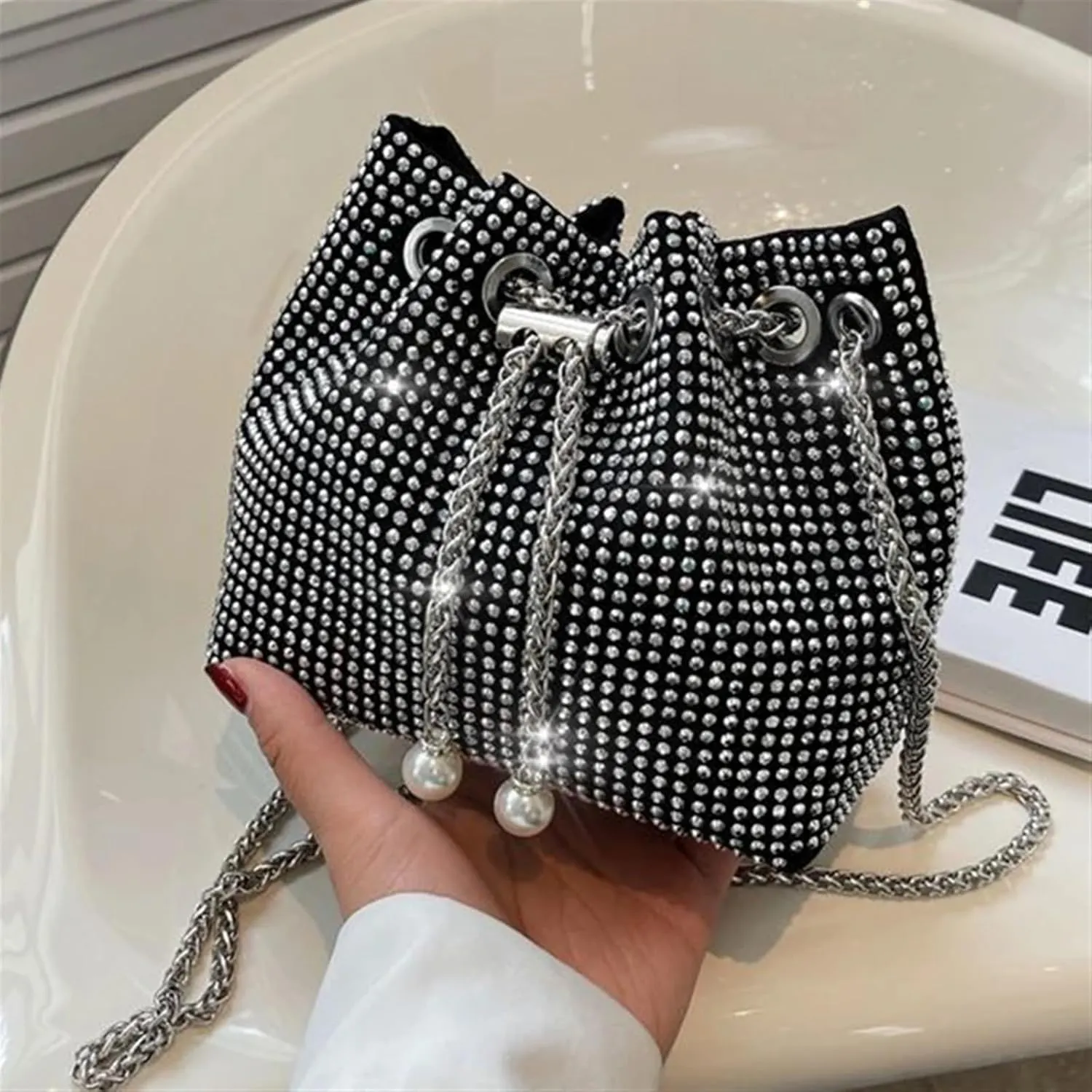 Rhinestone Bags Bright Rhinestone Shoulder Bag Women Chains Crossbody Bag Drawstring Bucket Handbag Lady Armpit Handbag Daily Totes(Black)