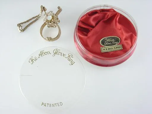 Vintage 14 K Gold Plated Abon Glove Ring in Original Box