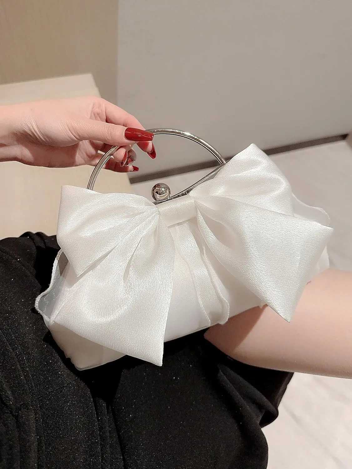 Women's Cute Bowknot Satin Evening Bag Cloud Shape Party Handbag with Chain