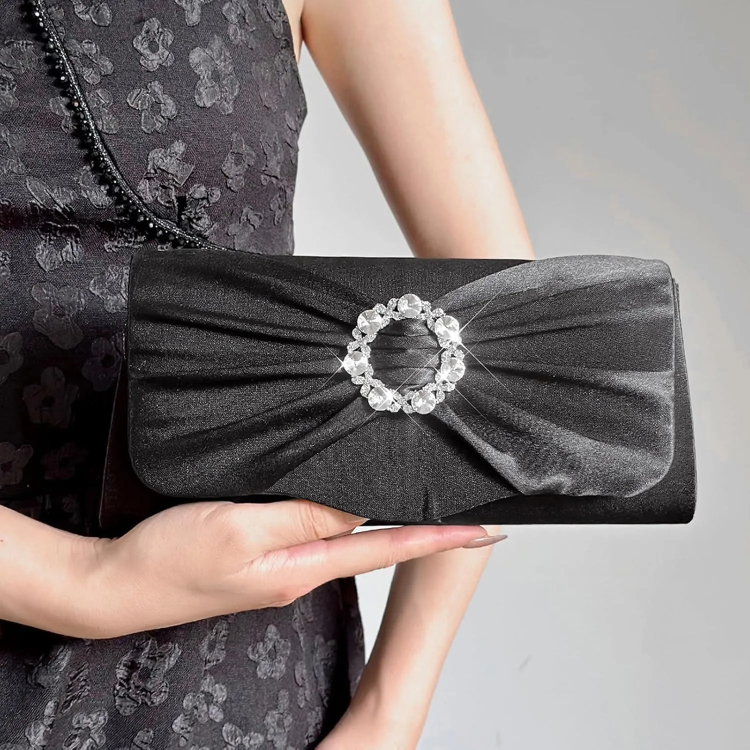 Womens Evening Bag Sparkly Bow Rhinestone Clutch Purses for Women Wedding Party Purses Glitter Cocktail Prom Handbags