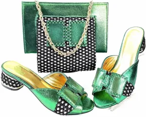Womens Wedding Party Elegant Shoes and Bag Set Slipper with Shinning Crystal Evening Bag with Flower Closure